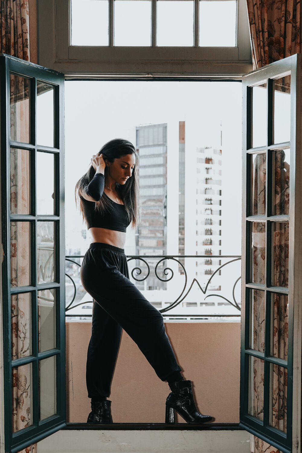 Long Sleeve Croptop / Fianceé Collection™ (2 Colors) - What's Your Hustle?