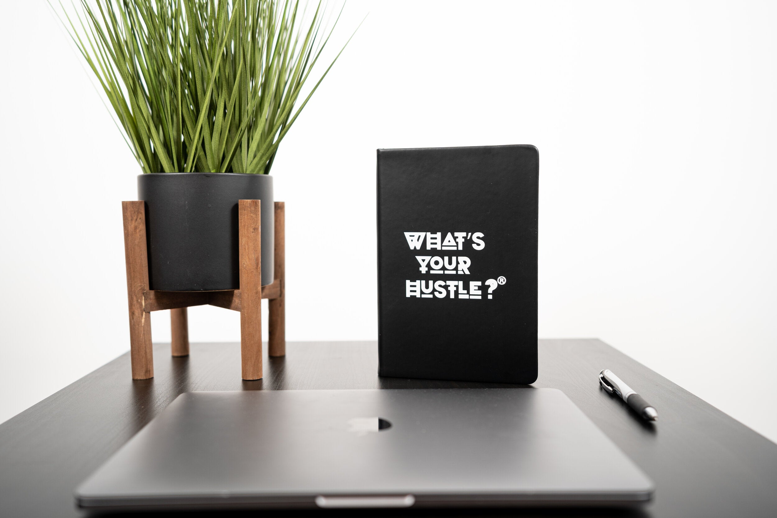 The Hustler's Journal/Planner | Note Taking, Scheduler, Goals & Aspirations - What's Your Hustle?